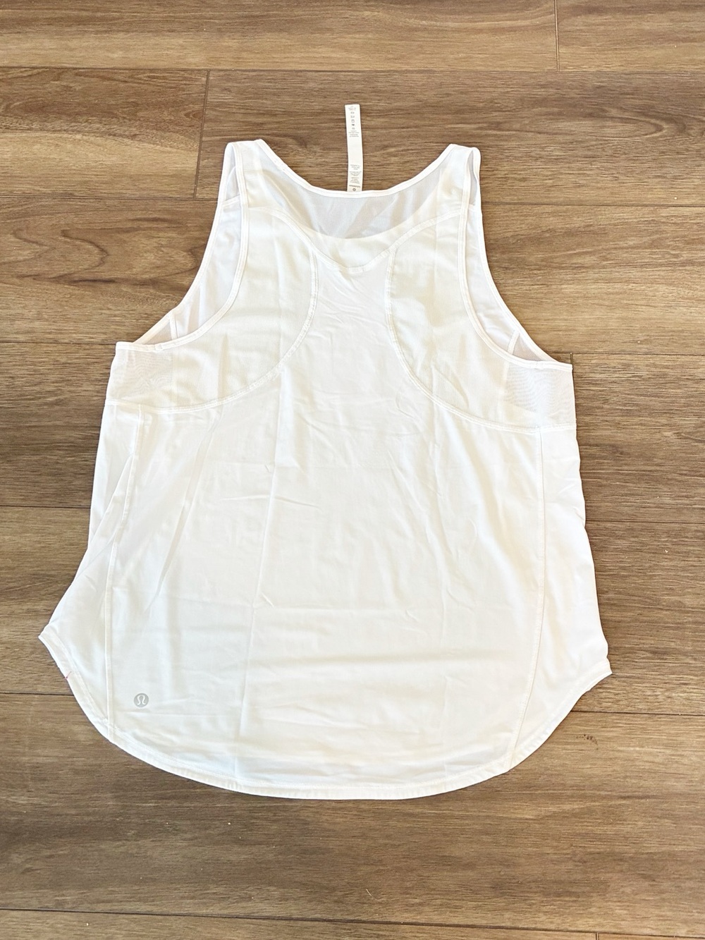 Like New Lululemon White Racerback Workout Tank Top Size 10 - Picture 5 of 10